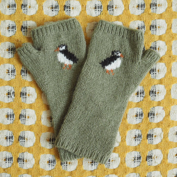 Tiny Garden Gloves